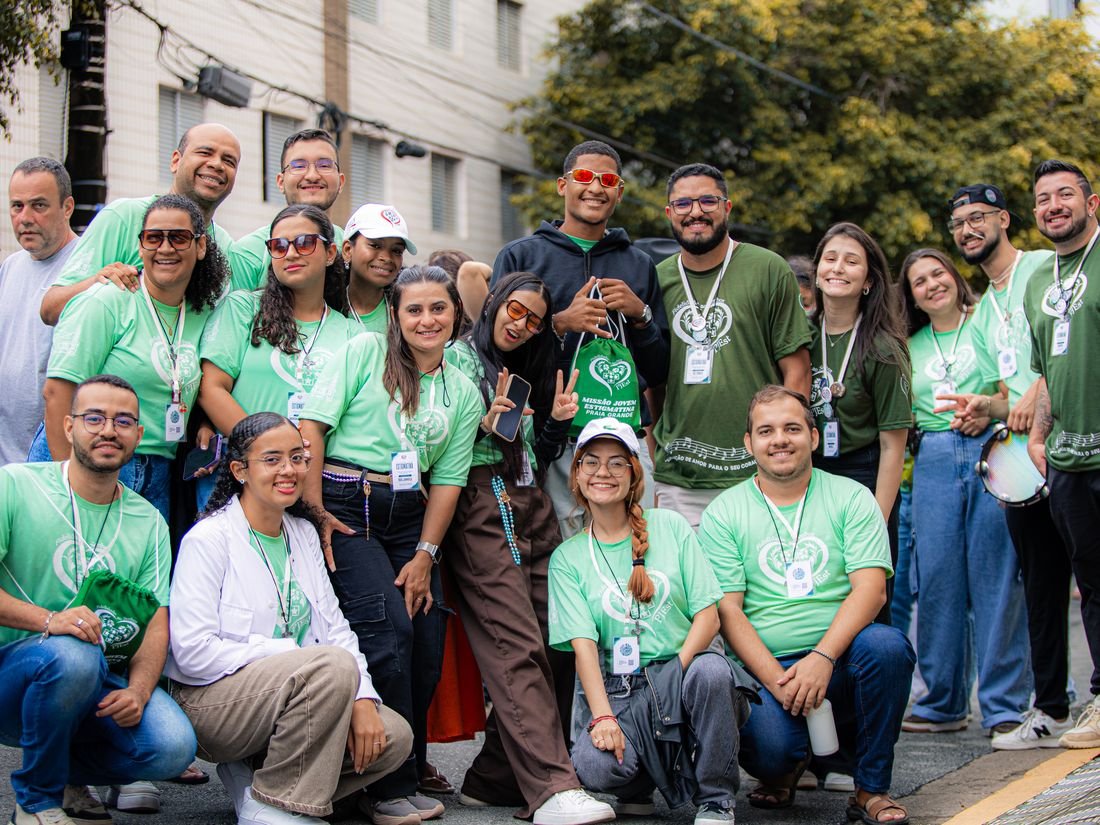 Jovens da Missão Jovem